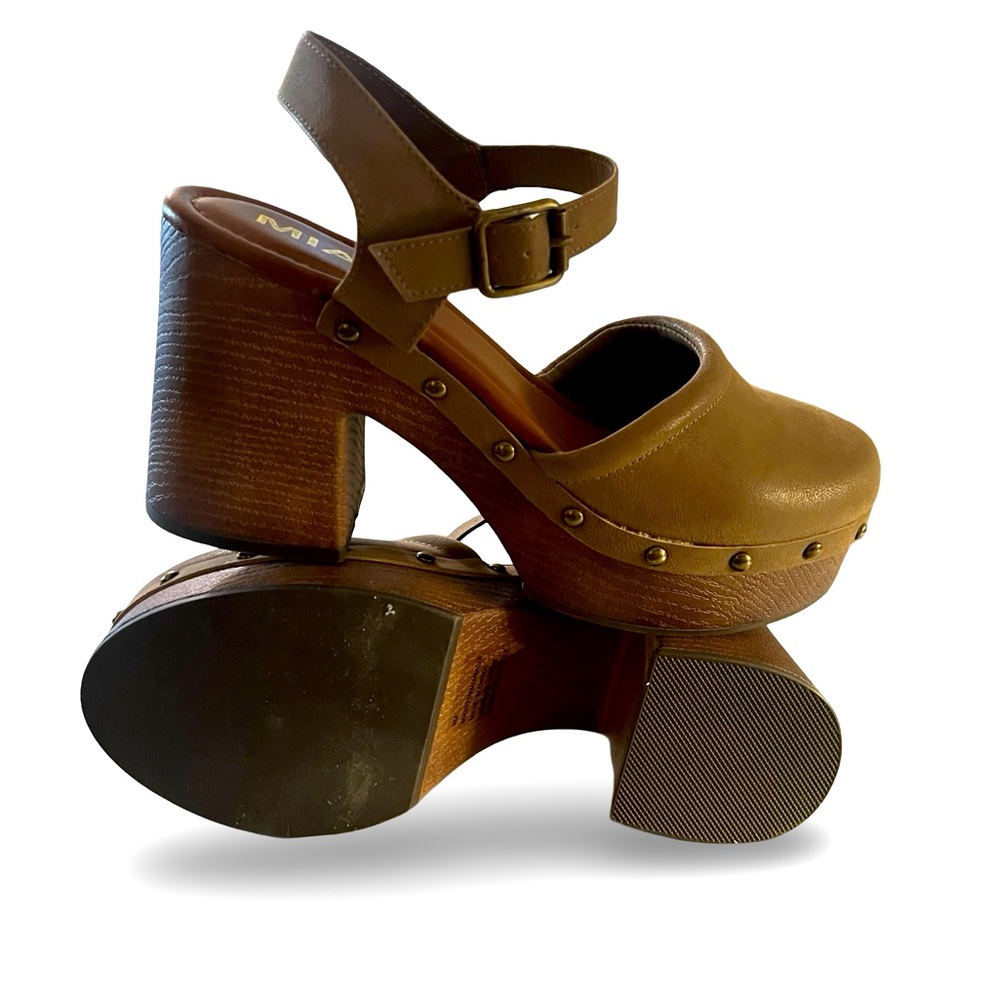 MIA platforms are all that!